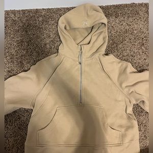 Lululemon Scuba Half-Zip Hoodie. Size XS/S. Color: Tan.